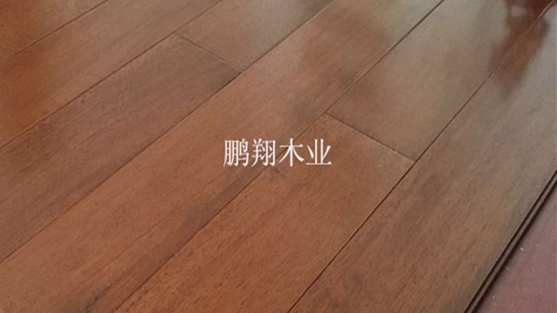 定制尺寸，实木地热地板如何选择？**